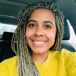 Meet your Posher, Racquel